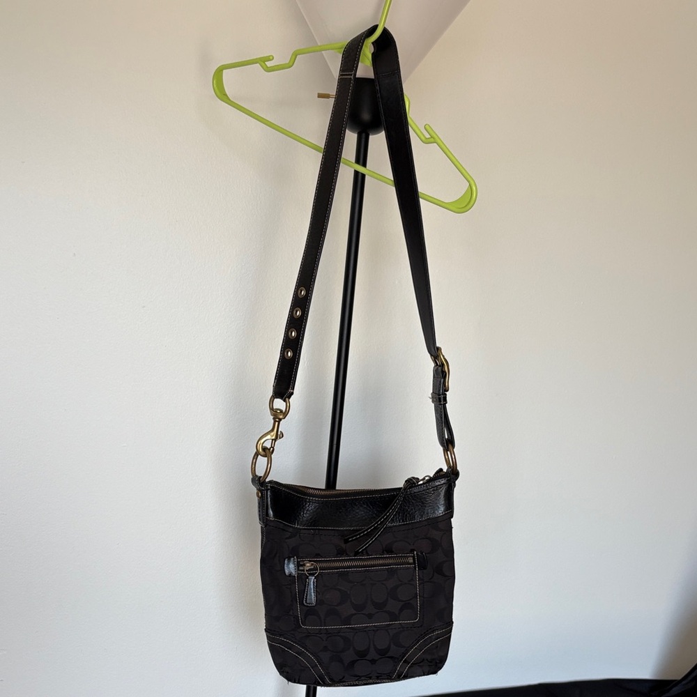 Coach Stylish Black Shoulder Bag